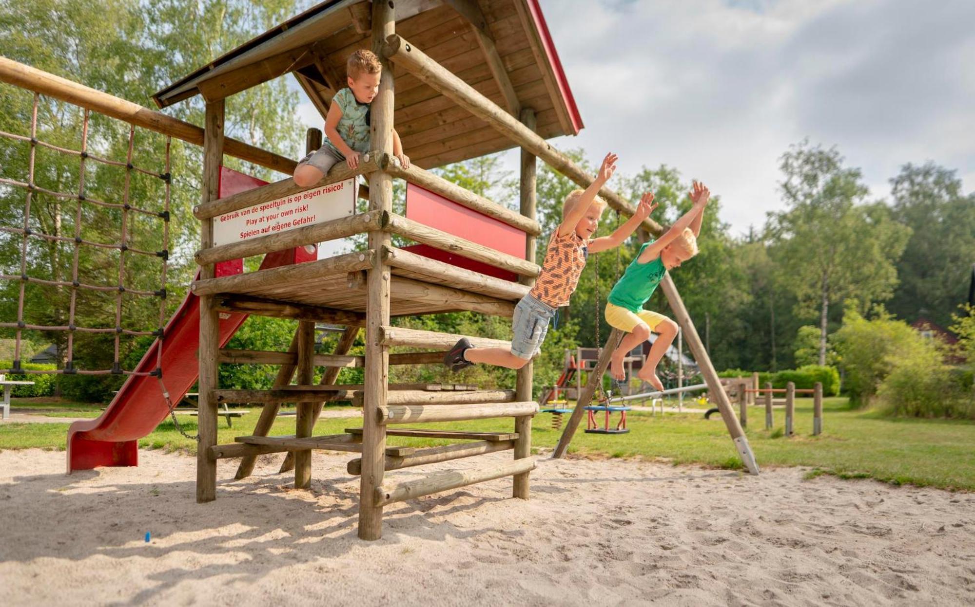 Vakantiepark Bosmeer Friesland Noordwolde  Exterior foto